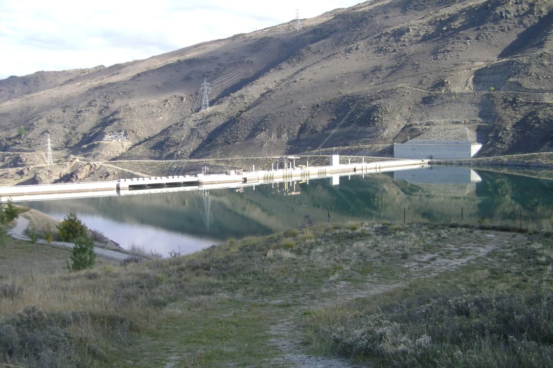 Hydroelectric dam